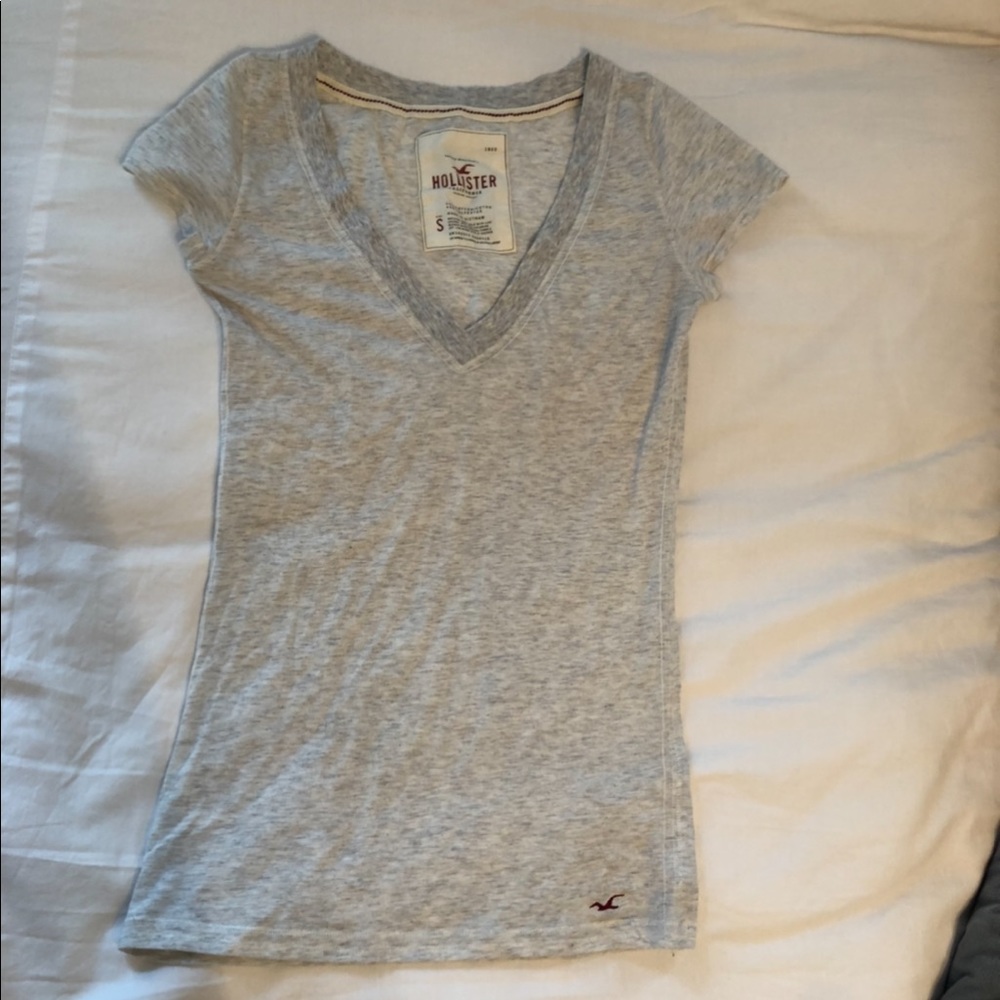 Hollister Heather Gray Short Sleeve Tee